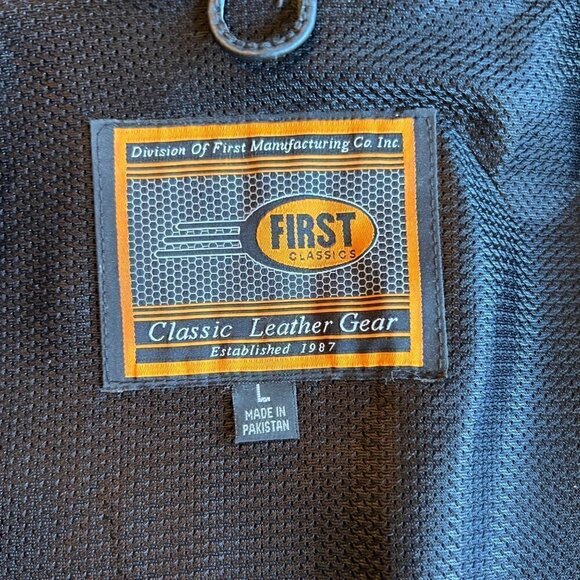 NWT First Classics Black Leather Vest B - Picture 7 of 10